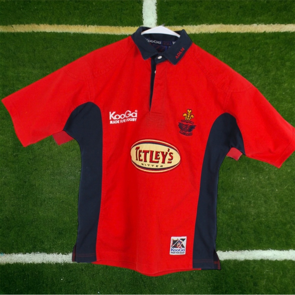 KOOGA RUGBY Shirt Mens Size Small Red & Blue Polo S/S Collared Tetley's Logo